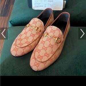 Women's Classic Brown and Tan Loafers